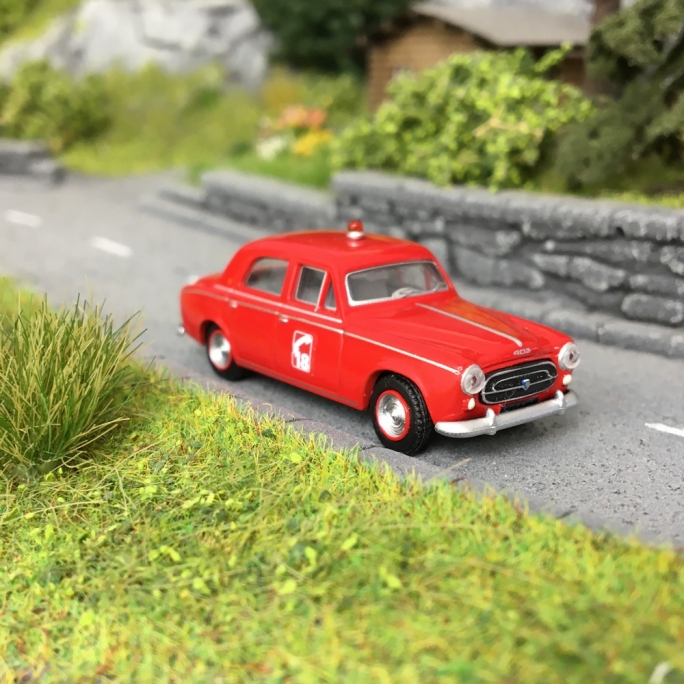 Peugeot 403 Sapeurs Pompiers "18" 1959-HO 1/87-SAI 6221