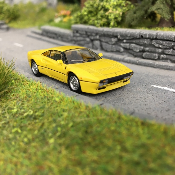 Ferrari 288 GTO Jaune-HO 1/87-PCX87 0041