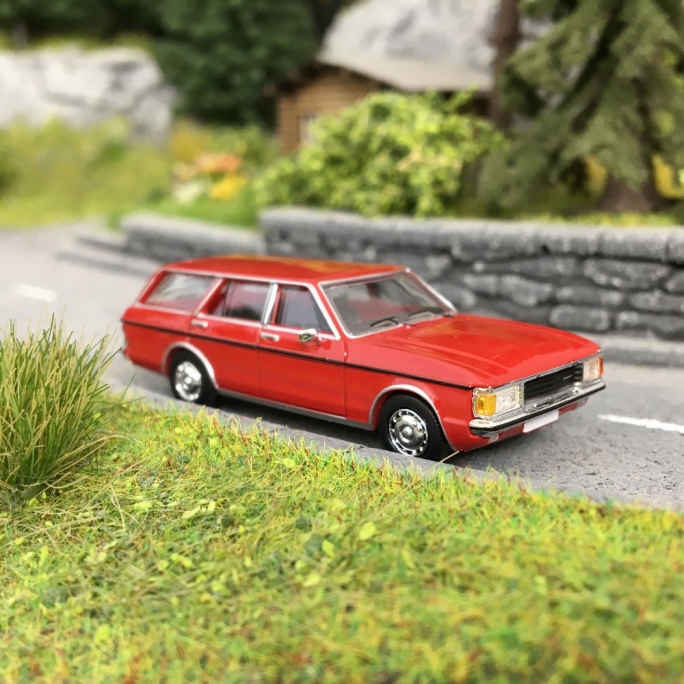 Ford Granada MK1 Break Rouge-HO 1/87-PCX87 0034