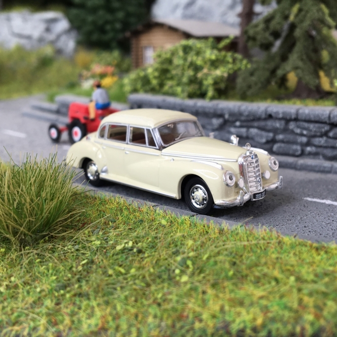 Mercedes 300C-HO 1/87-RICKO 38412