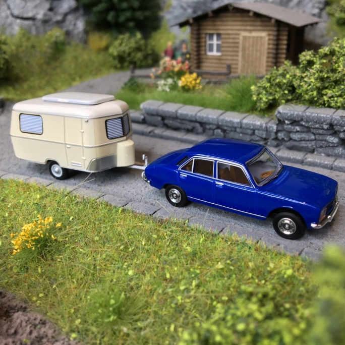 Peugeot 504 + Caravane Eriba-HO 1/87-SAI 2089.1