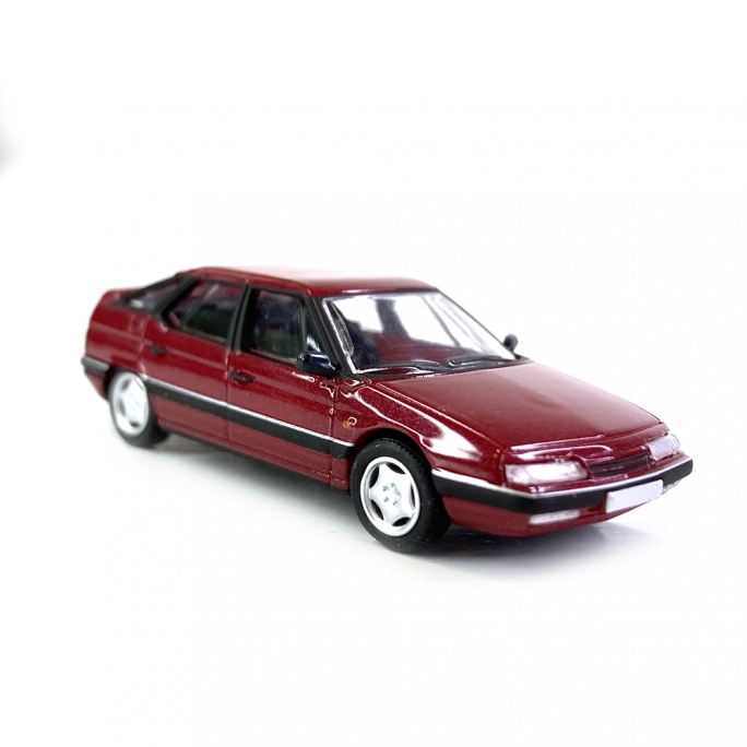 Citroën XM Rouge - PCX870130 / SAI 3032 - HO 1/87