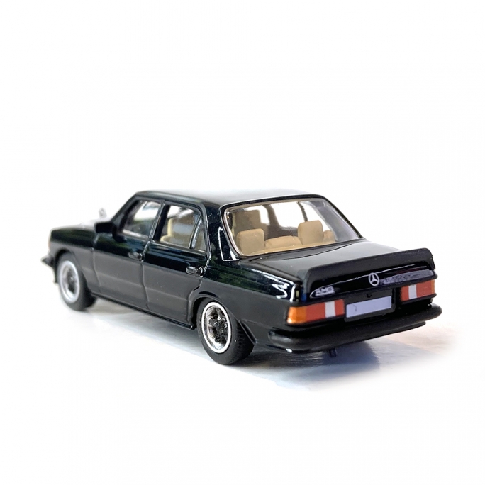 Mercedes AMG W123 Noire - PCX870179 - HO 1/87