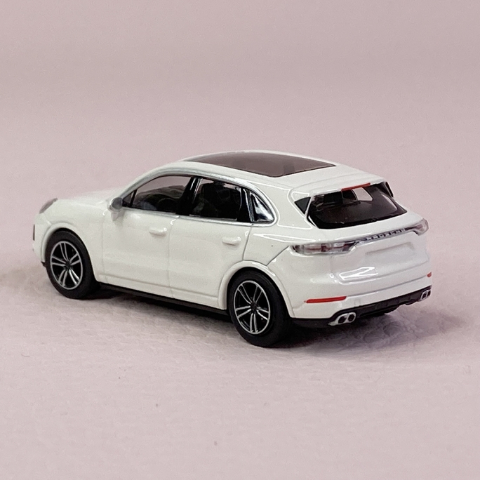 Porsche Cayenne Turbo 2017 - MINICHAMPS 870 067204 - HO 1/87