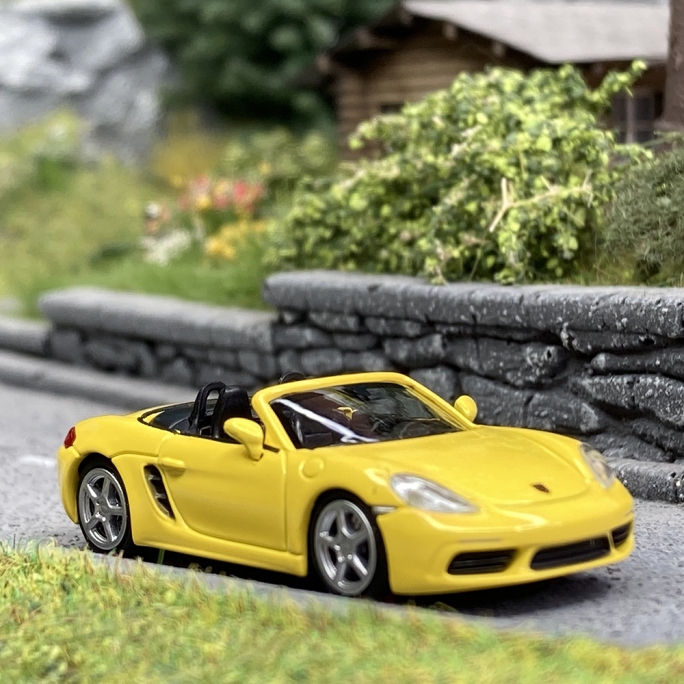 Porsche 718 Boxster 2016 - MINICHAMPS 870 065132 - HO 1/87