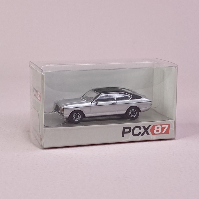 Ford Granada MK I, coupé, Gris métal / Noir - PCX 870339- HO 1/87