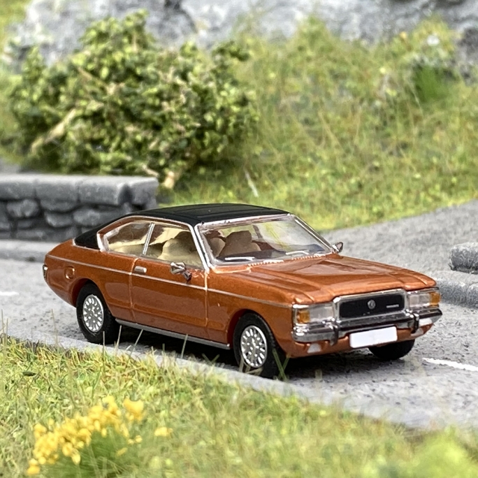 Ford Granada MK I, coupé, Cuivre / Noir - PCX 870338- HO 1/87