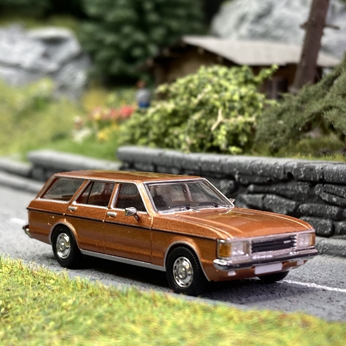 Ford Granada MK1 Break Cuivre - PCX870405 - HO 1/87