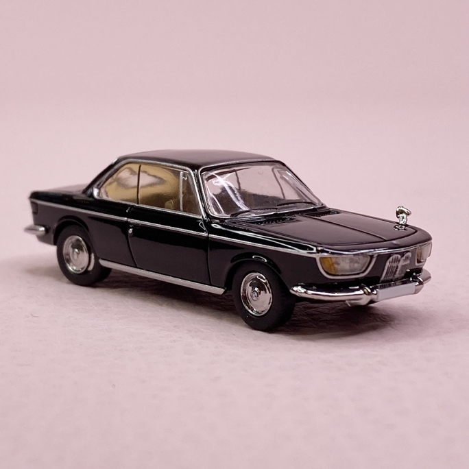 BMW 2000 CS, Noir - PCX870358 - HO 1/87