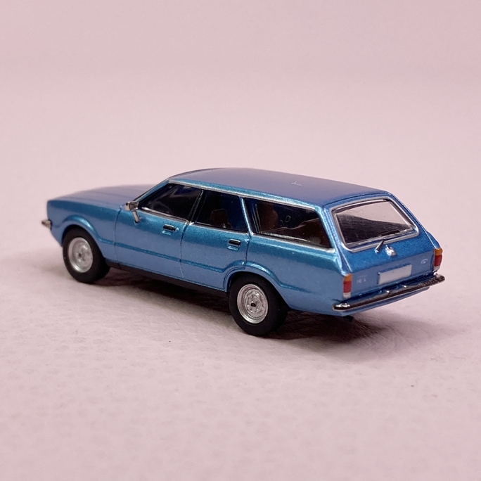 Ford Taunus TC-2 Break, Bleu métal - PCX870153 - HO 1/87