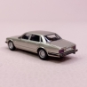 Jaguar XJ40, Beige métallisé - PCX 870160 - HO 1/87