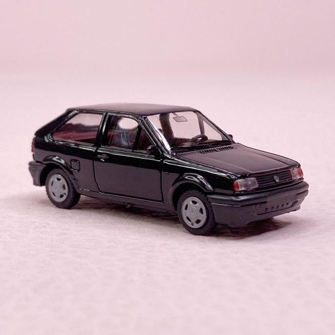 VW Polo II coupé restylée (2F), Noir - AWM 0030 - HO 1/87