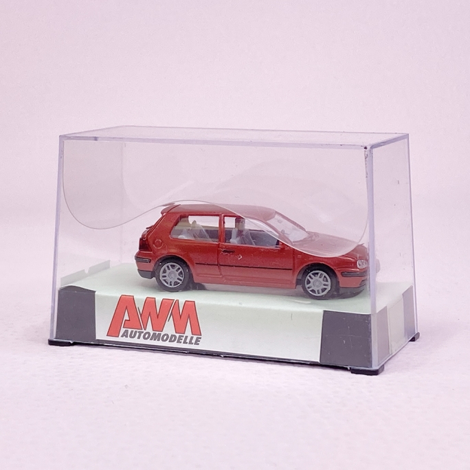 VW Golf IV 3P, Rouge métal - AWM 0789R - HO 1/87