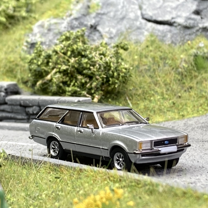 Ford Taunus TC-2 Break, Gris métal - PCX870154 - HO 1/87