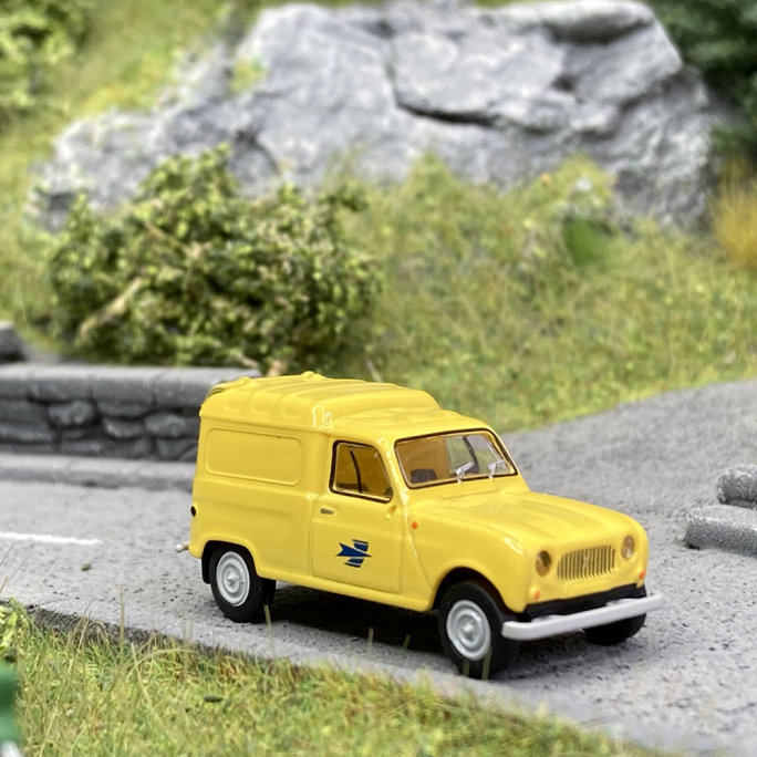 Renault 4L fourgonnette "La Poste" - BREKINA / SAI 2421 - HO 1/87