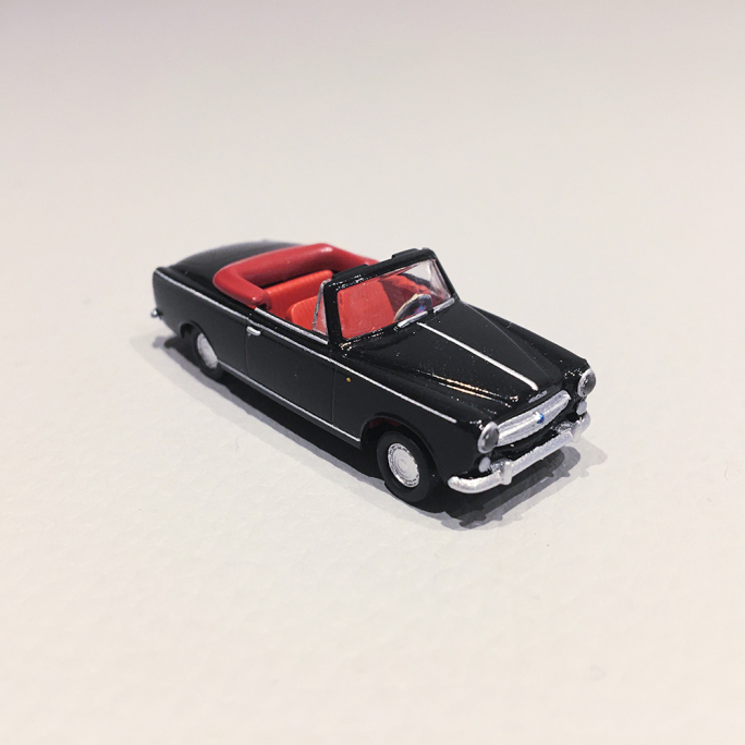 Peugeot 403 cabriolet noire-HO-1/87-DRUMMER 29151