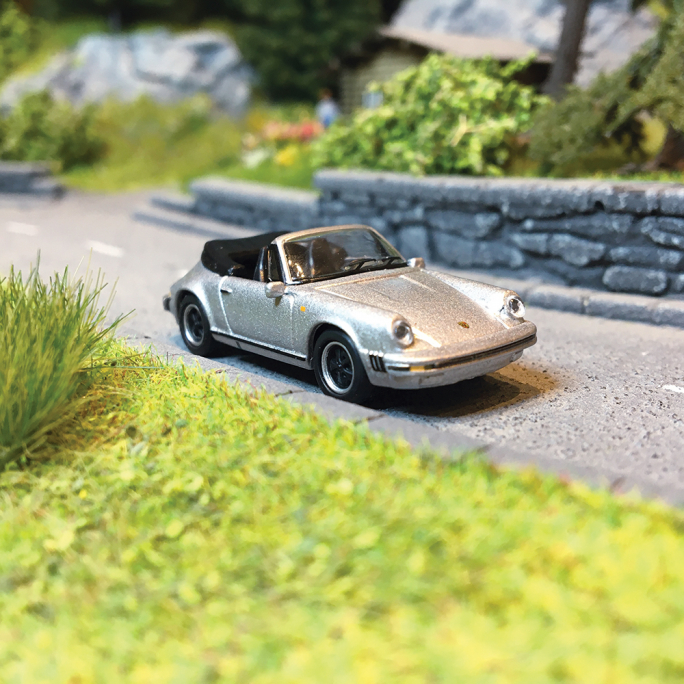 Porsche 911 Cabriolet, Carrera 3.2 - SCHUCO 452671000 - HO 1/87