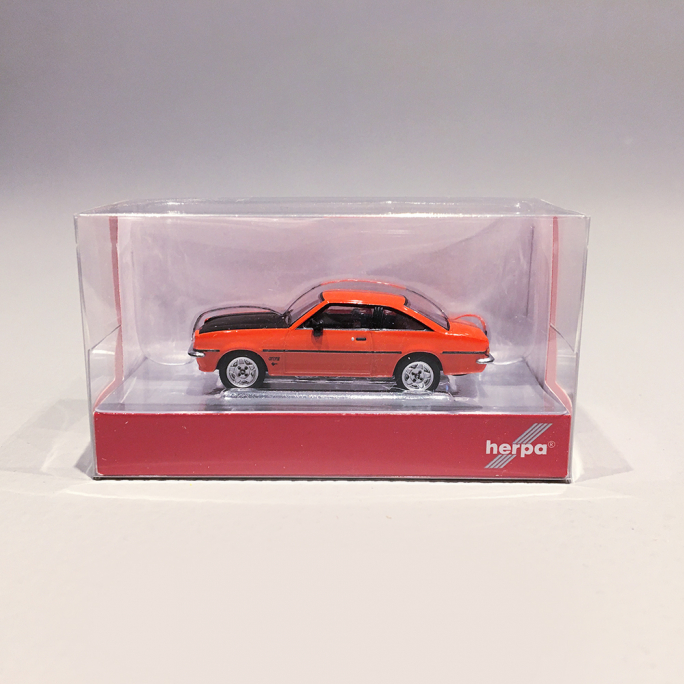 Opel Manta B, Orange / Noir - HERPA 24389007 - 1/87