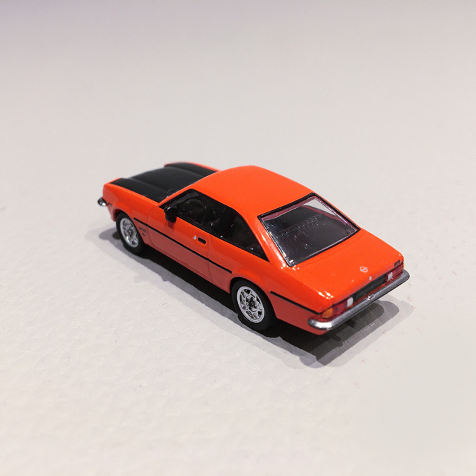 Opel Manta B, Orange / Noir - HERPA 24389007 - 1/87