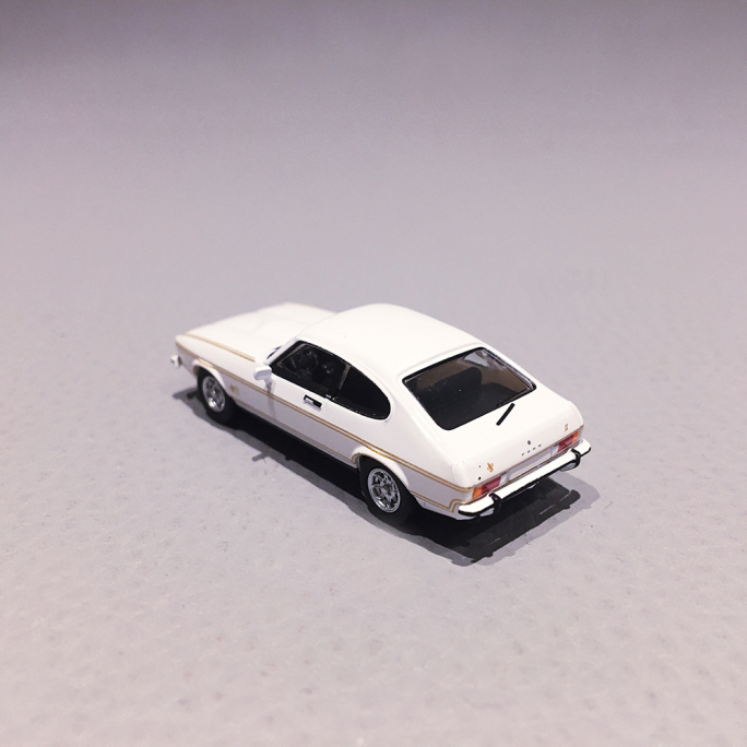 Ford Capri MK2 Blanche "JPS" - PCX870644 - HO 1/87