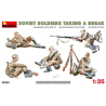 Soldats Soviétiques en pause - MINIART 35233 - 1/35