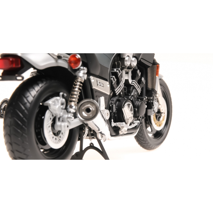 Yamaha 1200 V-Max, Argent, 1983 - MINICHAMPS 122163702 - 1/12