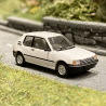 Peugeot 205 XR blanc banquise - SAI 6302 - 1/87