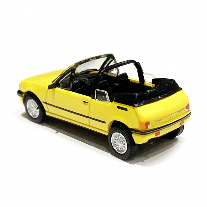 Peugeot 205 CT cabriolet jaune Genêt - SAI 6322 - 1/87