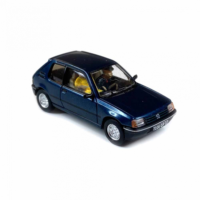 Peugeot 205 XT, Gris Winchester avec personnages - SAI / PCX87 1634 - 1/87