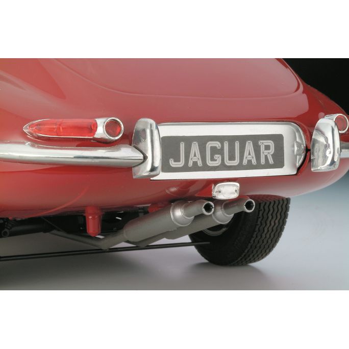 Jaguar E-Type - EDITION LIMITÉE - REVELL 07717 - 1/24