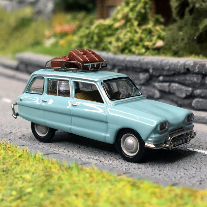 Citroen Ami 6 Break avec galerie et valises, Bleu Cristal - SAI1711 - 1/87