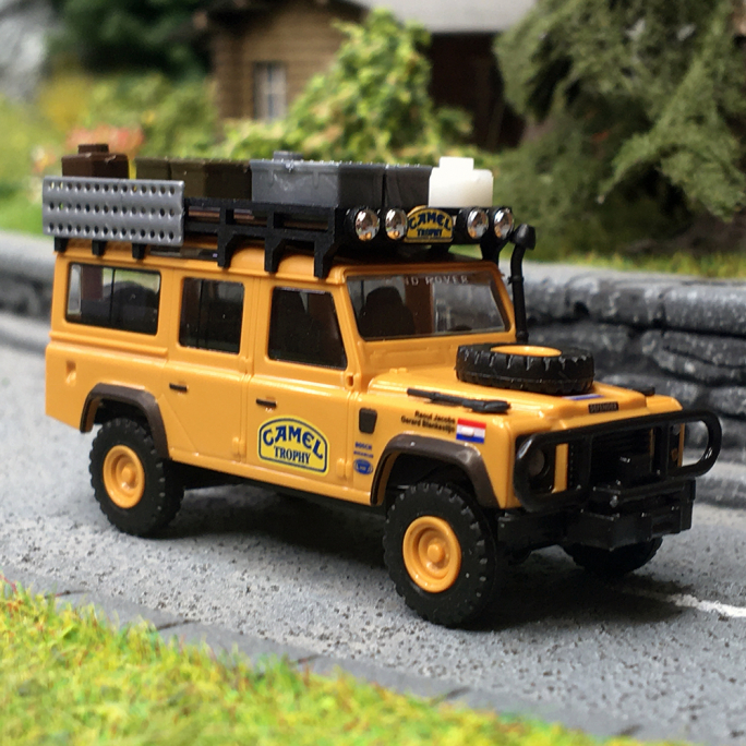 Land Rover Defender, Camel Trophy 1989 - BUSCH 50329 - HO 1/87