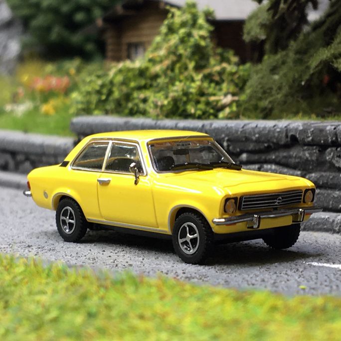 Opel ascona 1970, Jaune - Minichamps 870040004 - HO 1/87