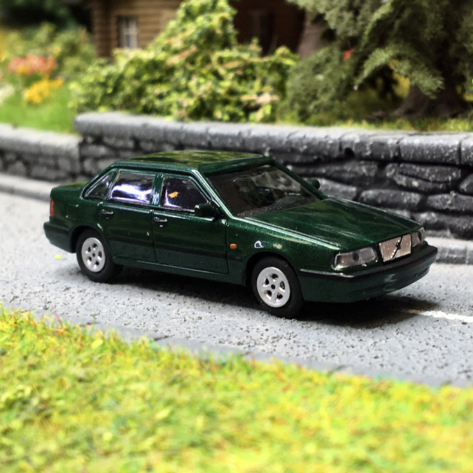 Volvo 850 Saloon, Vert - Minichamps 870171102 - HO 1/87