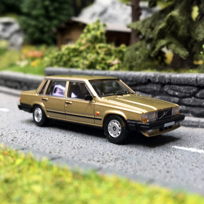 Volvo 740, Beige - PCX870660 - HO 1/87