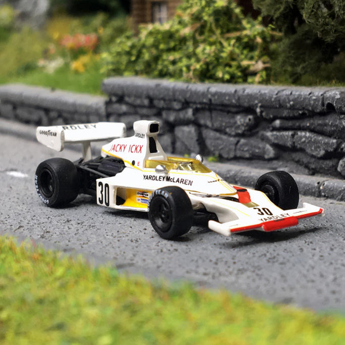 Mc Laren M23 Yardley Formule 1 "Belgien" N°30 - 1973 - Brekina 22956 - 1/87