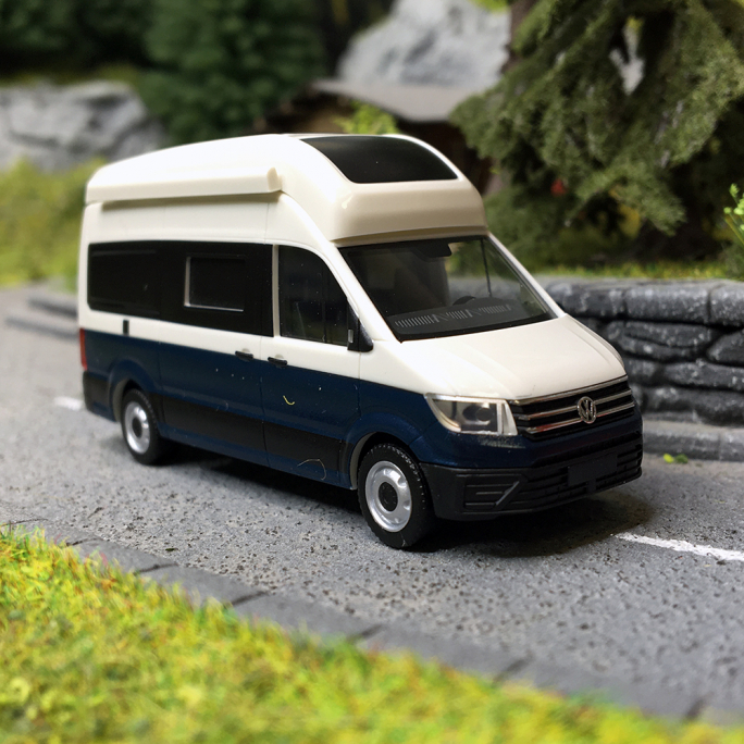 VW Crafter Grand California, blanc bonbon / bleu océan profond, Herpa 096294-002 - HO 1/87