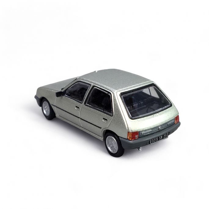 Peugeot 205 GE, Gris métal - Ree Modeles CB148 - HO 1/87