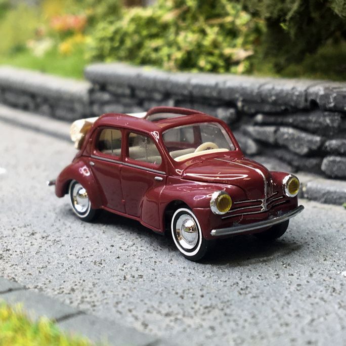 Renault Cabriolet 4CV, Rouge - Busch 46573 - HO 1/87