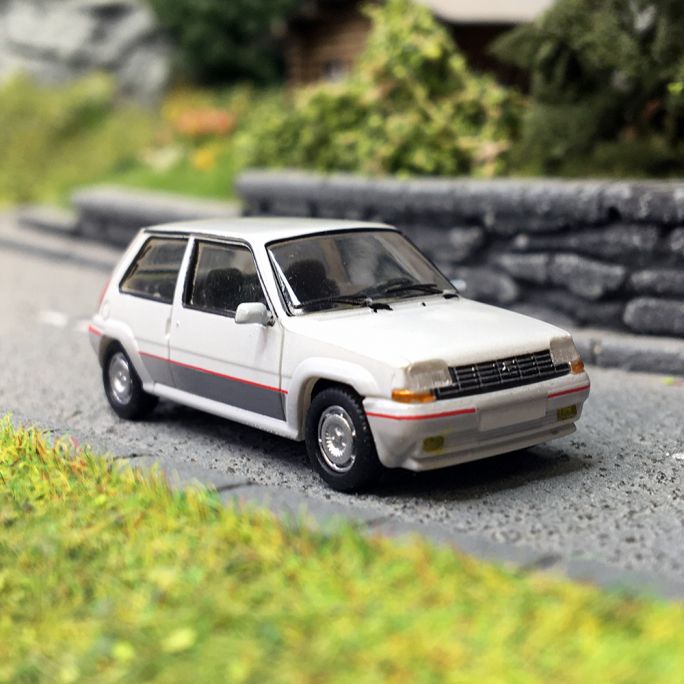 Renault 5 GT turbo phase 1, Blanche - PCX87 / SAI 7230 - HO 1/87