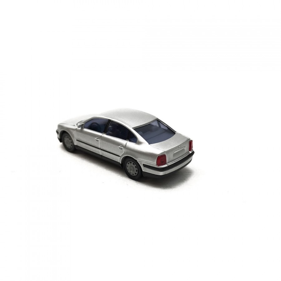 VolksWagen Passat Grise Métallisée-HO-1/87-AWM 0759GM