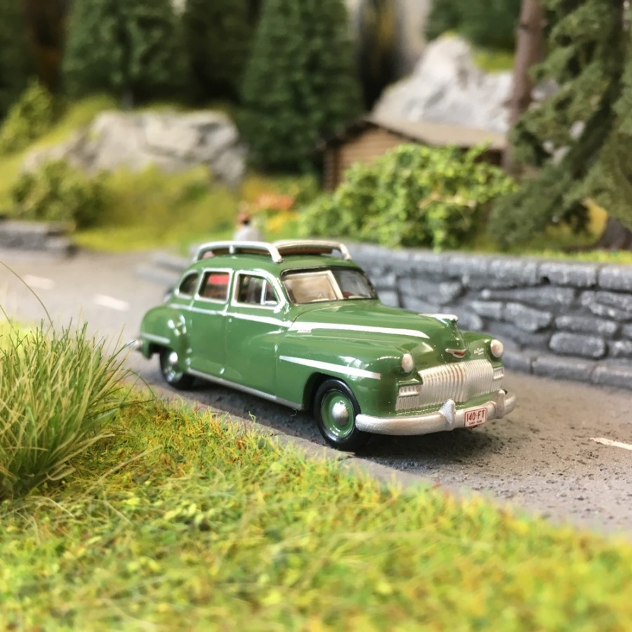 De Soto Suburban 1948-HO 1/87-OXFORD BUSCH 87DS46001