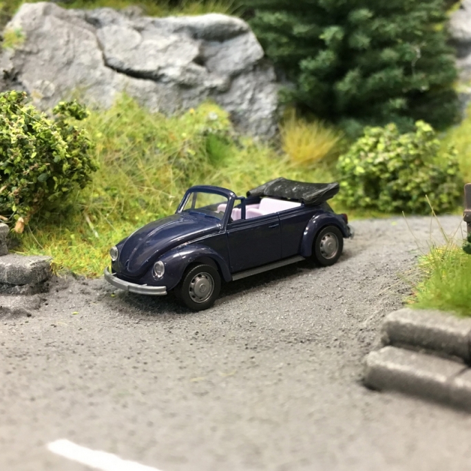 VW Coccinelle Cabriolet Violette-HO 1/87-AWM 0020VIO