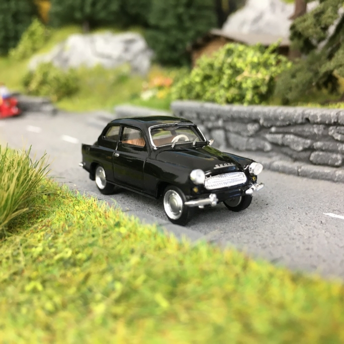 Skoda Octavia Noire-HO-1/87-Starline Models 27452